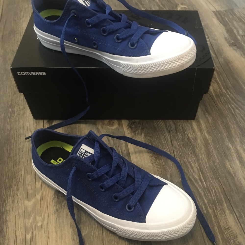 Big Kid size 4 All-Star Converse. EUC!